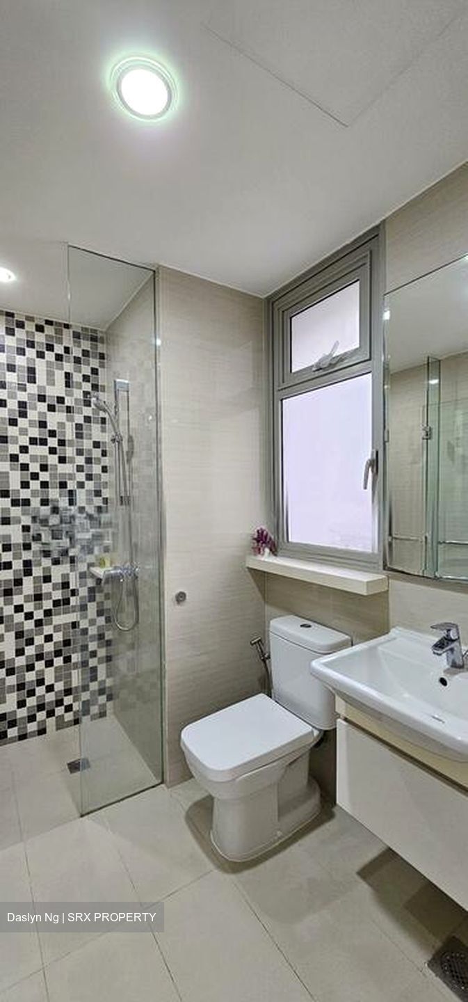 Sea Esta (D18), Condominium #507133841
